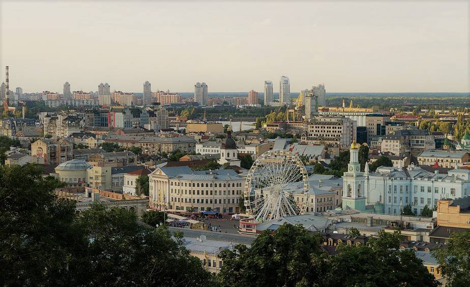 Відкриття замків на Подолі